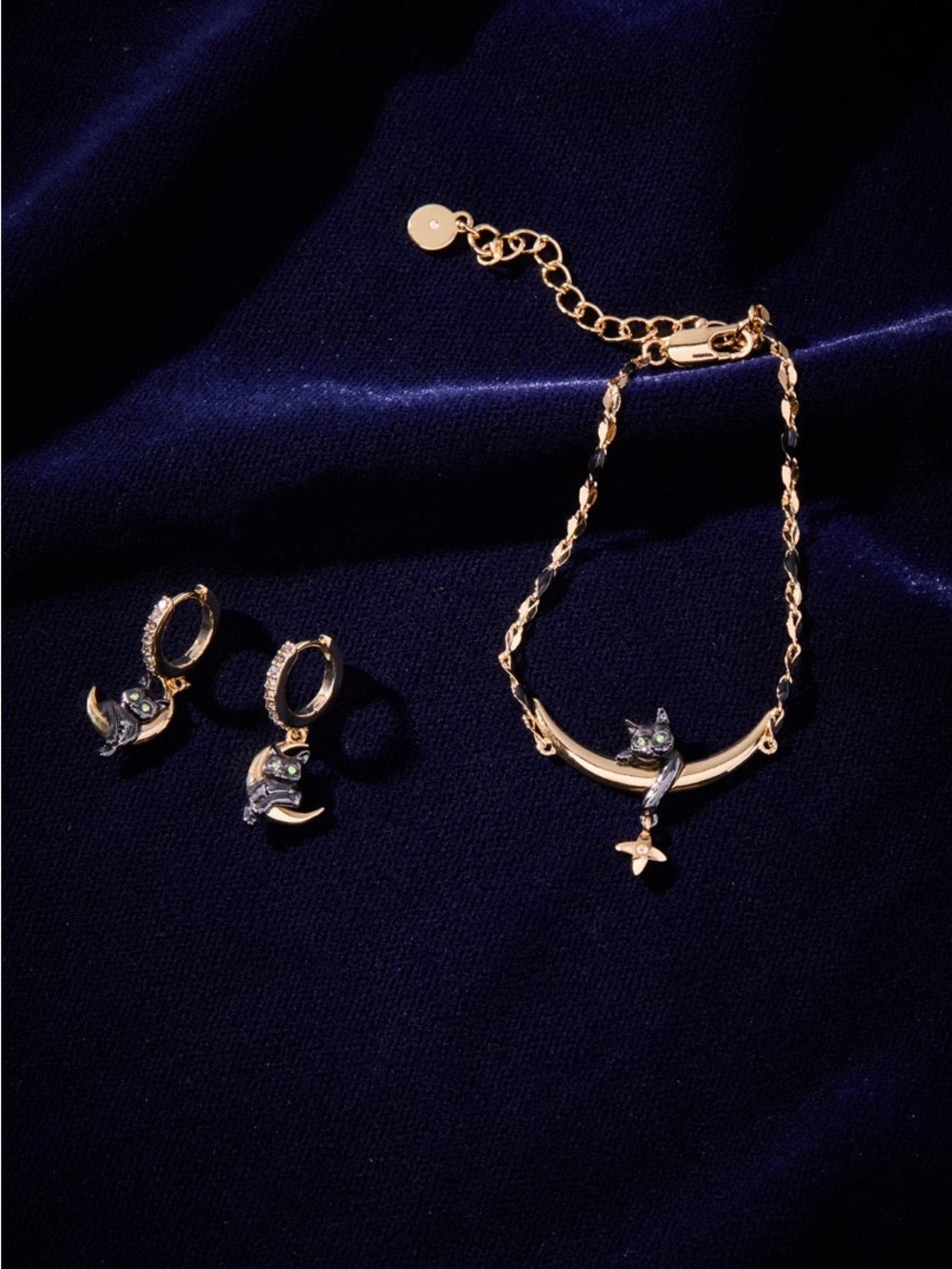 Alex and Ani Celestial Cat Set Necklace
Ring Earrings & Bracelets ALL NEW - Picture 8 of 10